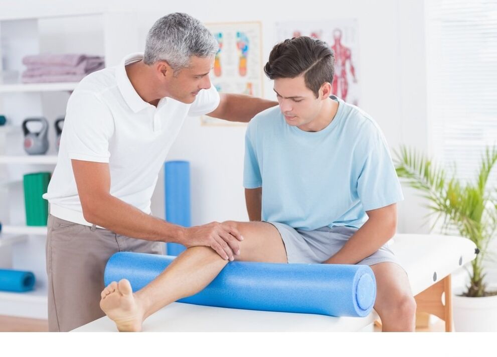 A doctor with arthritis