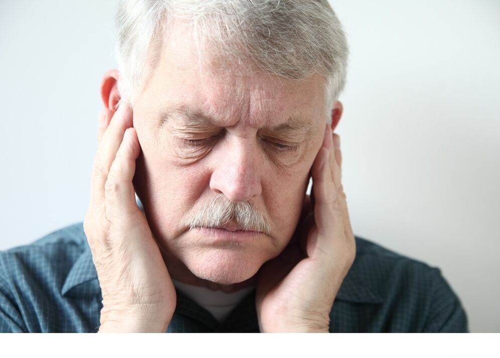 Pain with joints of Thai Duong